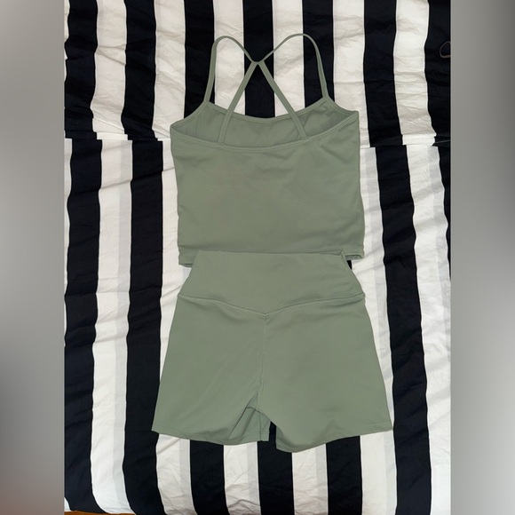 Workout set - Picture 2 of 2